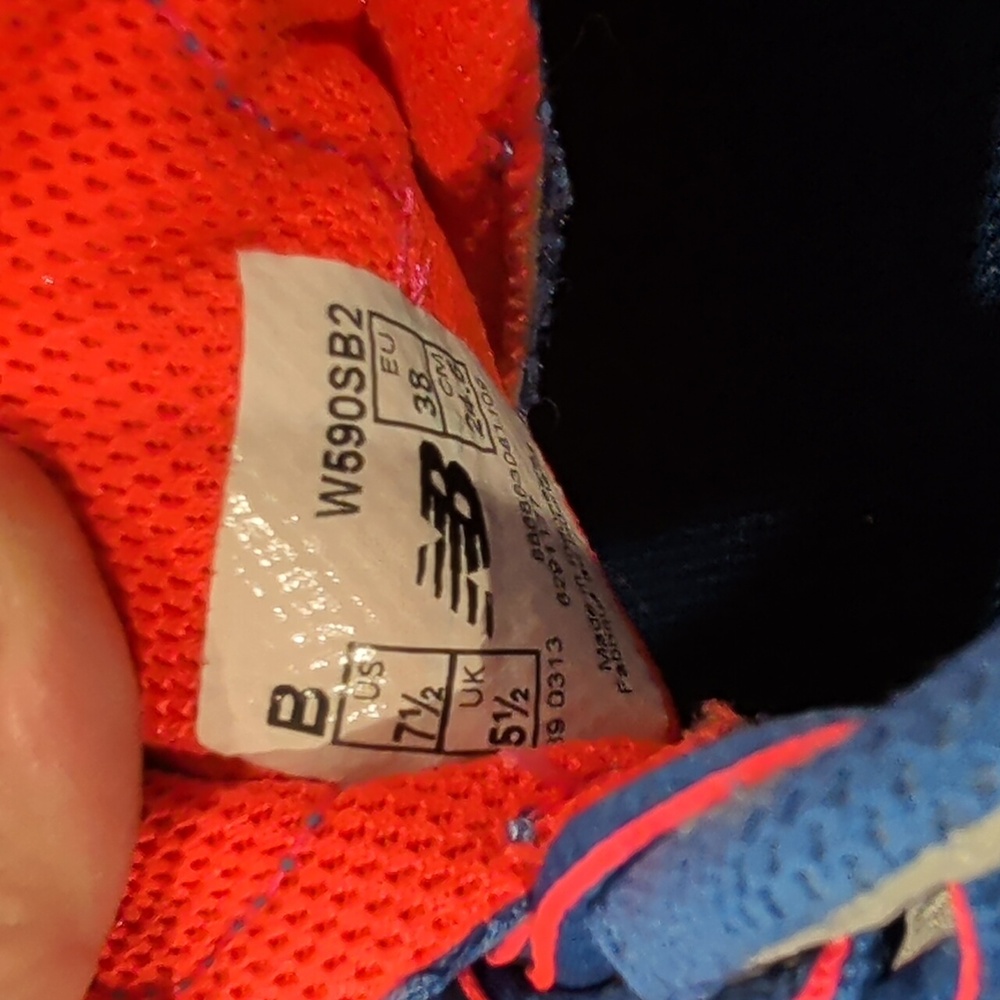 New Balance 590 v2 Running Sneakers Gray with Bright Blue and Pink Accents - Picture 6 of 8